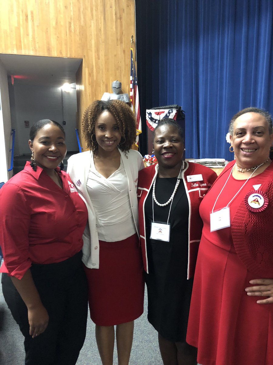 dstnyac's tweet photo. #DSTNYAC at the Elections and Engagement Political Action Forum in Philadelphia, PA. #EastEmpoweRED #DeltasTakePhilly #PowerInOurVoice #TheEast #FirstGradChapter #NYACSocialAction #seeusinaction #gamechangers #DST1913 https://t.co/XqdZ6NzjKy