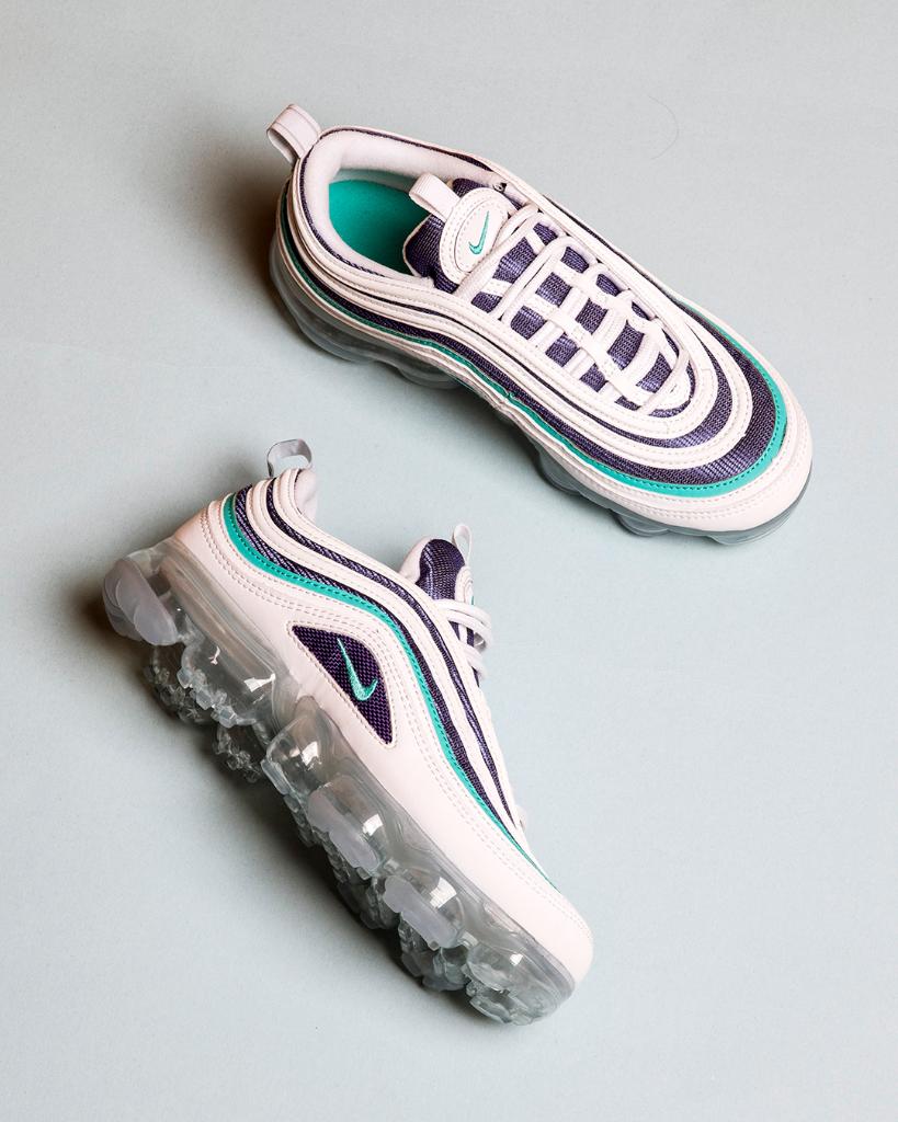 vapormax foot locker kids Shop Clothing 