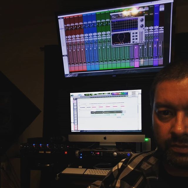 phxrecording's tweet photo. Working #protools like a champ. #avid #hiphopProducers #musicproducer #phoenixrecording https://t.co/yvcZhEaUxM https://t.co/ELQFOHRyoP https://t.co/KytVfcptou