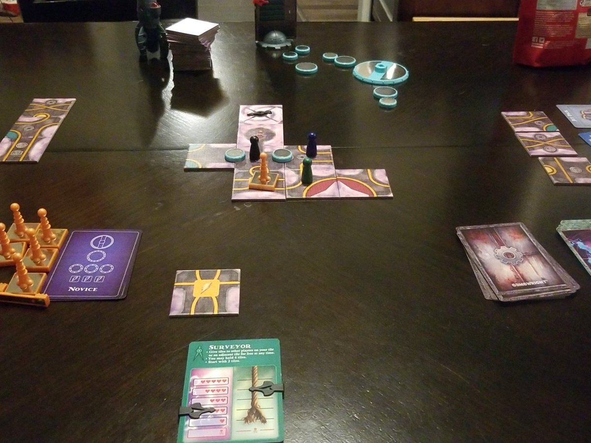 lostlootgames's tweet photo. Trying this new one out. 
#BoardGames @Gamewright https://t.co/I7K0RETFCS