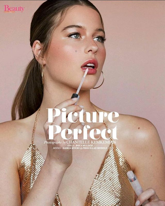 bmbeaute's tweet photo. Beauty spread in October issue of @ellementsmagazine. 
Muse: @saasskiia @priscillasmodels
Photography: @chantellekemkemian 
Beauté + Creative Direction: #breamulderbeaute https://t.co/bofpgSca7U https://t.co/2VJkSkSHa8