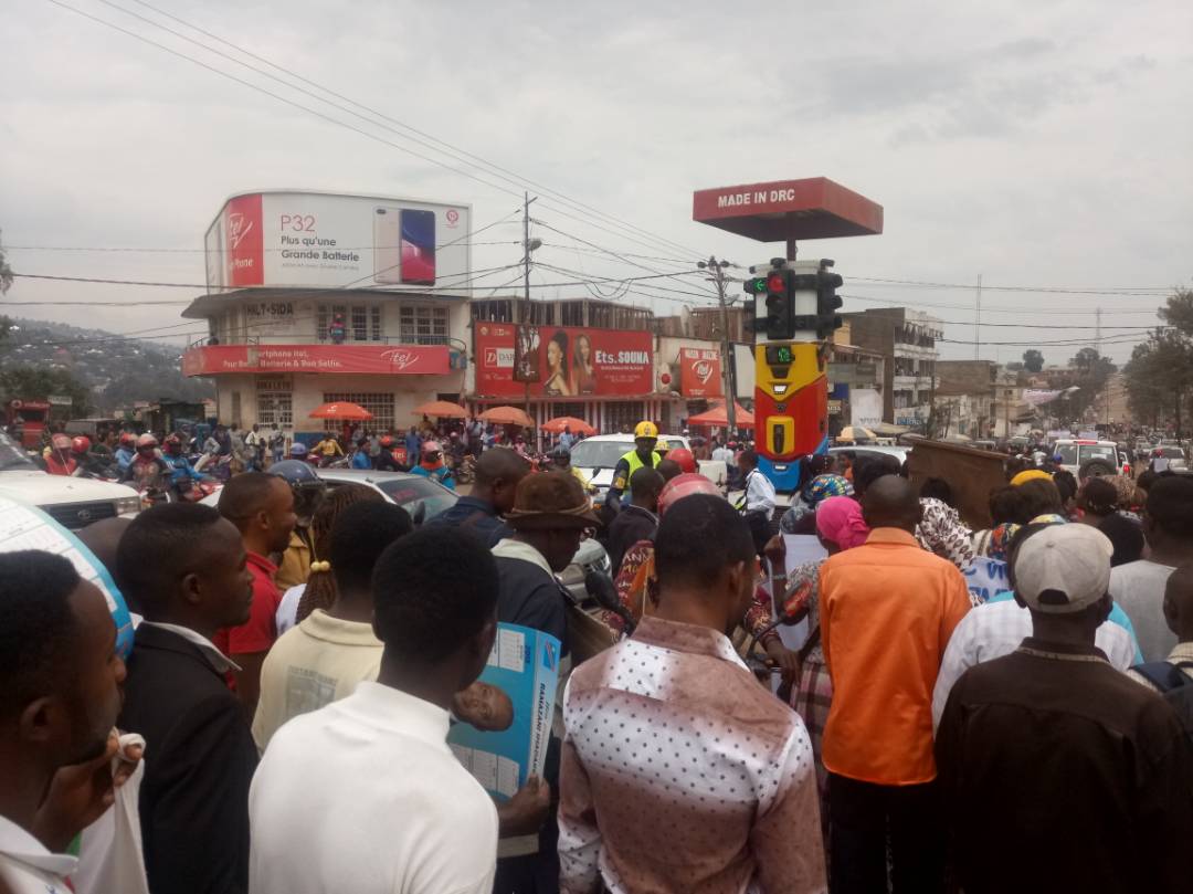 LShadary's tweet photo. #La marche de soutien #l'honorable Emmanuel #ramazani #shadary ARS #SudKivufrappe encore 💪 https://t.co/c6ZvdceN7L