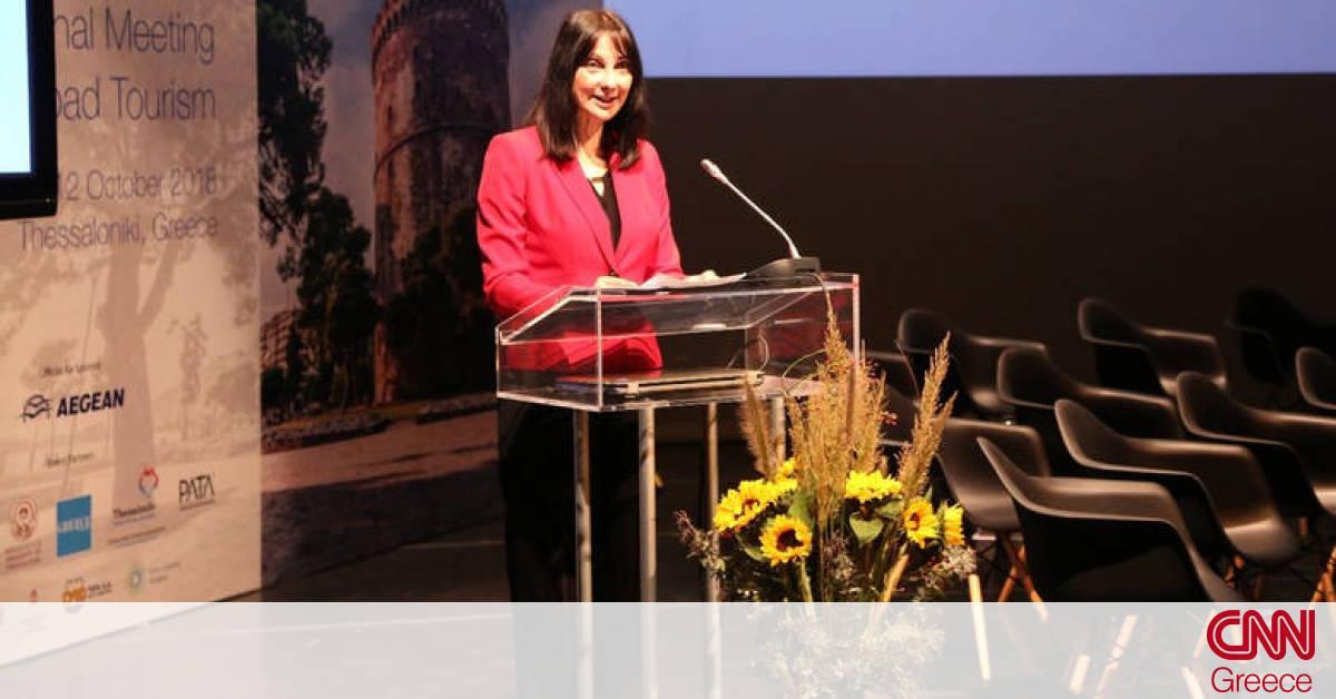 Cnn Greece On Twitter Elena Koyntoyra Ay3hsh Twn Aeroporikwn