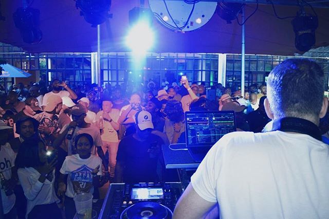 LarsLB's tweet photo. Picture from the @trancemicsoul sessions at the @africanbeeremporium last weekend .. I recorded my set as well !! Were you there?
#deephouselovers #deephouse #realdeephouse #onlygoodmusic #dsoh #keepitdeep #dontletyourfriendslistentobadmusic #LBinSA #LBonTour #Djlifestyle #t… https://t.co/UdlCCAQPfZ