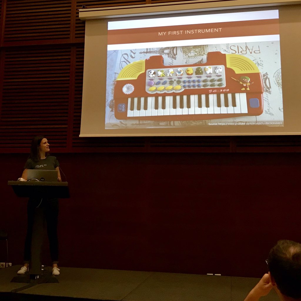 hendorf's tweet photo. @aniawsz starts her keynote at #pyss18 with an confession https://t.co/Thgm9piU5H