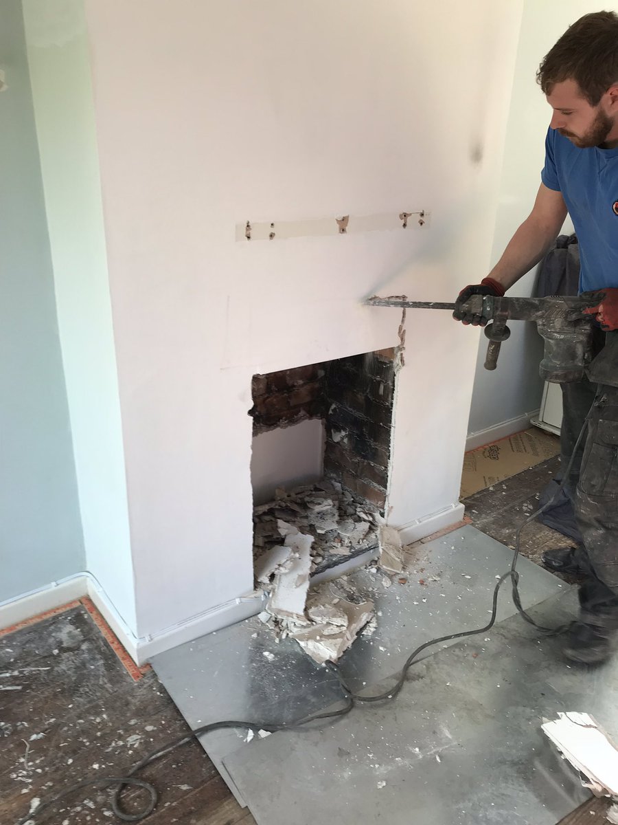 StoveRoom's tweet photo. Clock #multifeul #stove fitted in #penarth #TheStoveroomCardiff https://t.co/fJMLjYXfZo