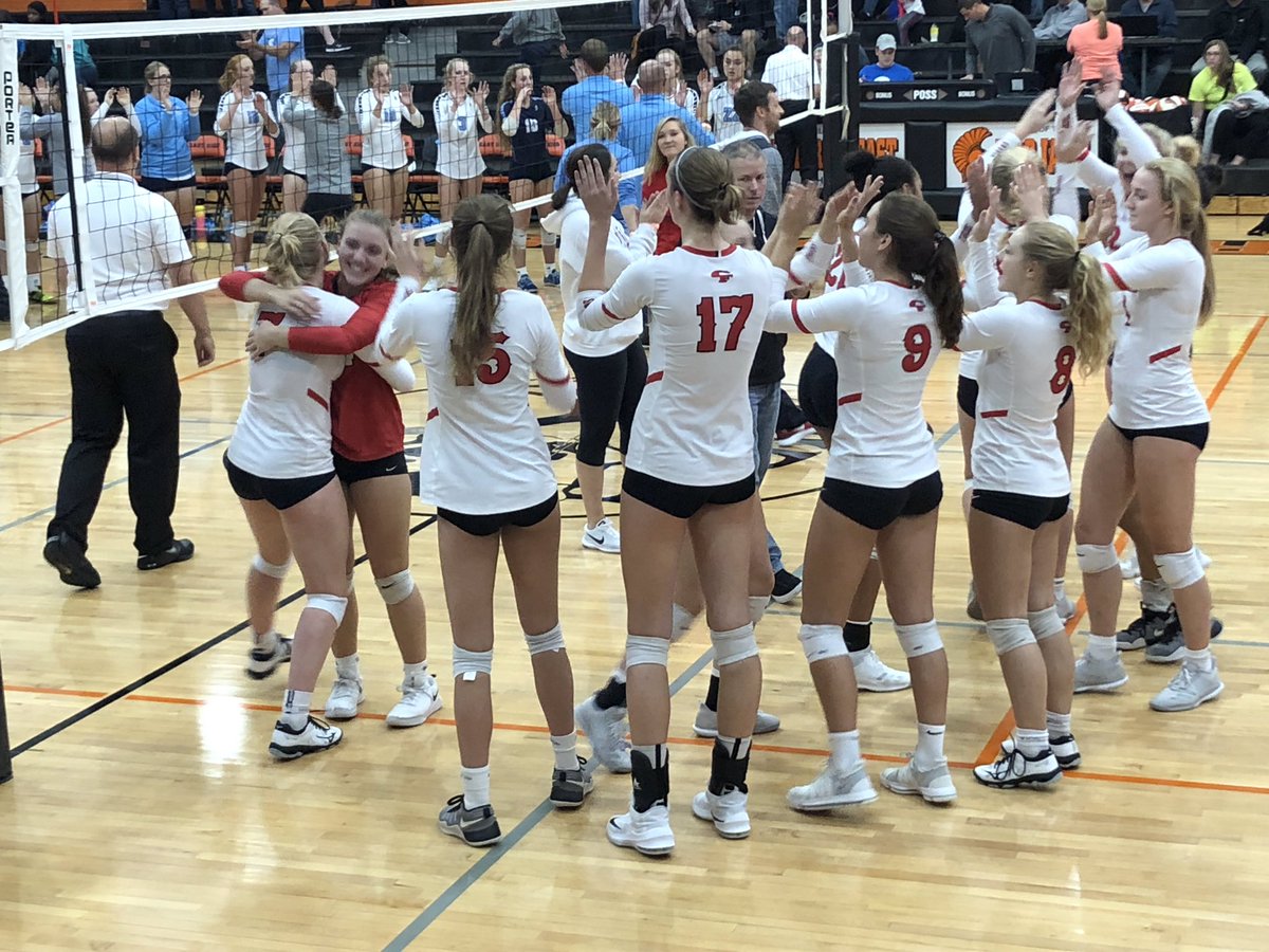 JasonWedgbury's tweet photo. Congrats to the @CedarFallsVB team on their MVC championship! And, after the best libero in the state gets injured, the greatest team leadership supported Emmy in the championship match! These girls are the best both on and off the court! #TigerPride https://t.co/v7Ondgx5ys