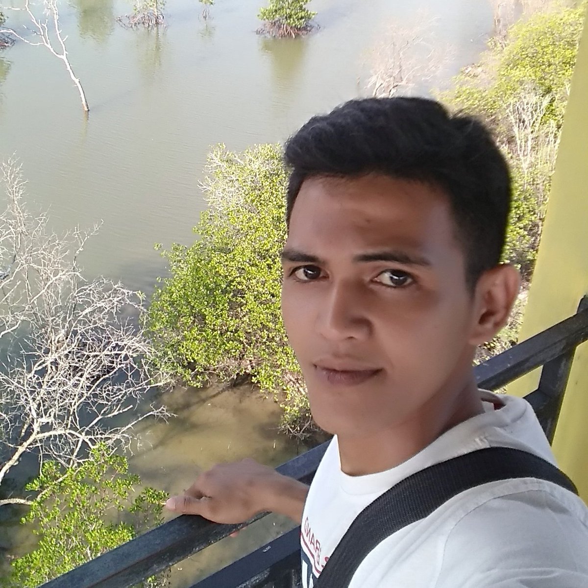 giuri77's tweet photo. #FotoProfilBaru https://t.co/of7kG4u1Zh