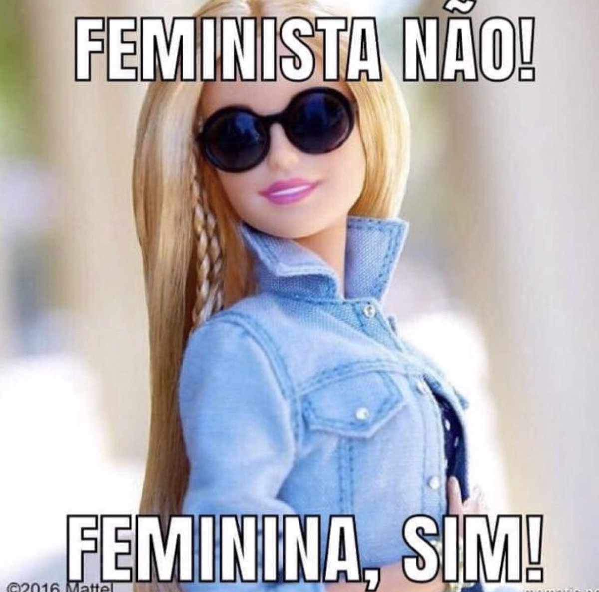 PatriciaCarta's tweet photo. Só a @barbiefascista para  nos fazer rir em um dos momentos mais tensos da história do País. Rir só até dia 27 de outubro, claro. Depois, só lágrimas de crocodilo. https://t.co/VJXqMz89Tt