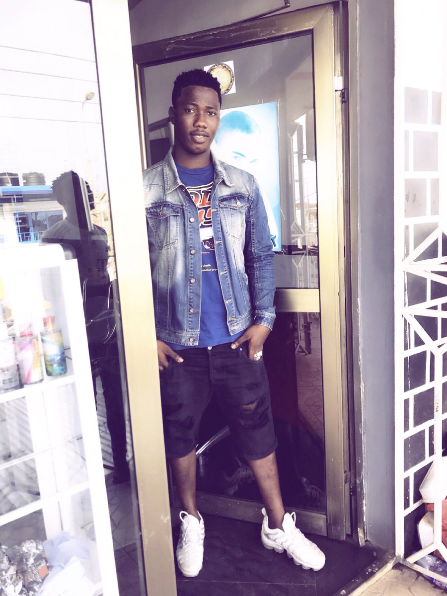 RuddestSupreme's tweet photo. 🔥#FreeLifeLiving🔥 Loyalty
#ManSupreme❄️💦💧🐅 https://t.co/y39U1RkGWA