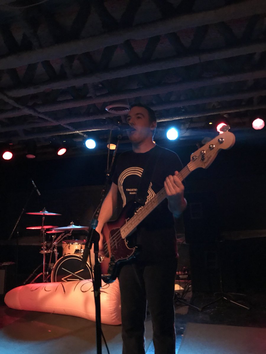 just wanna say it’s 24 hours after seeing <a href="/DudeRanchGARS/">The Dude Ranch</a> and I genuinely have an injured neck from head banging thanks to <a href="/Gerardcanonico/">Gerard Canonico</a> ,Zach, and Micah
rock on 🤘