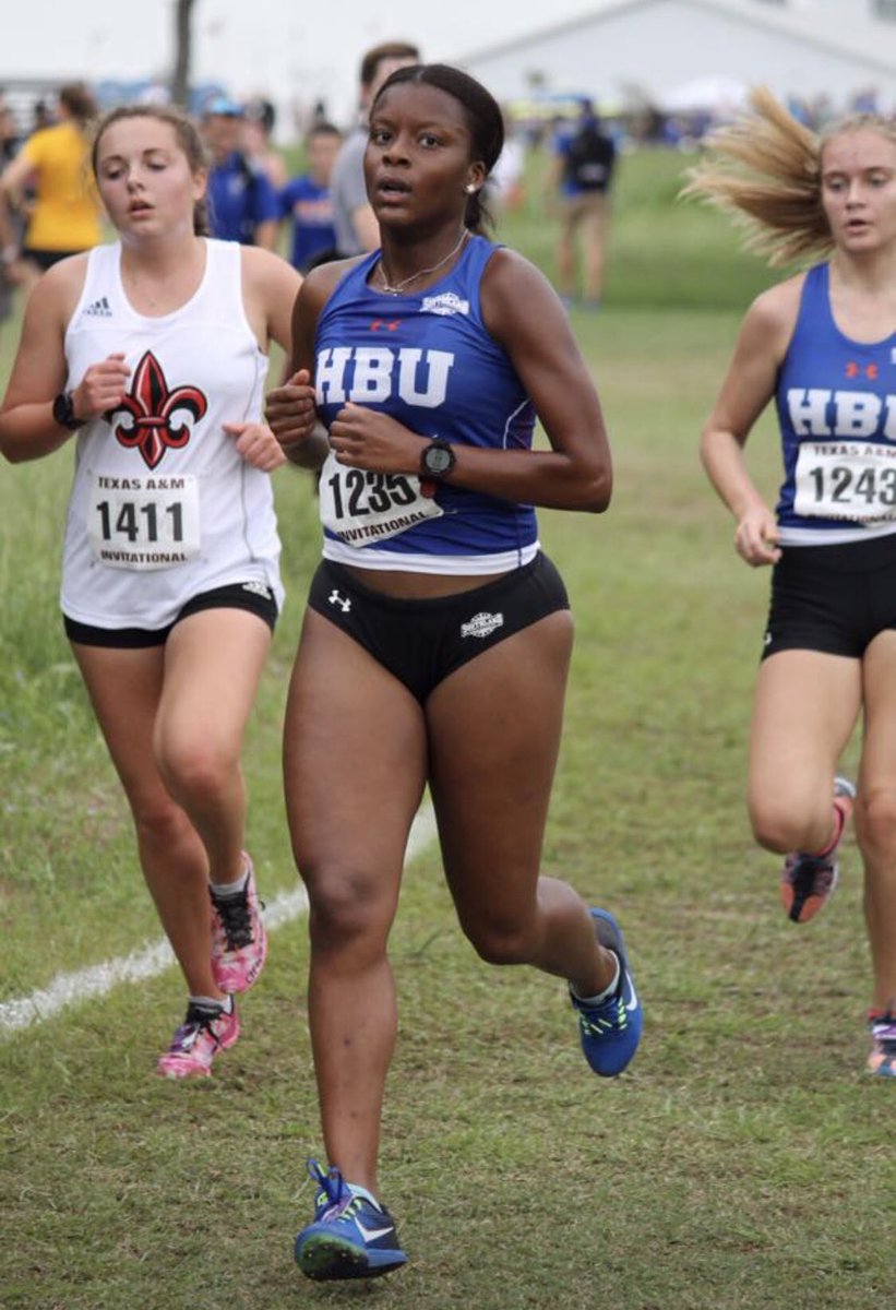 andreacrayton's tweet photo. Let us run with perseverance the race marked out for us. ~Hebrew 12:1 #CraytonFamily #TwinI #TwinII #CraytonTwins #CrossCountry2018 https://t.co/zCCBwe2mKw