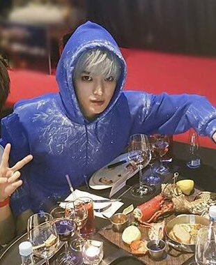 bubublessme's tweet photo. เมื่อก่อนพี่เป็นแจ็คฟรอส
ปัจจุบันพี่คือแอล Death Note 
#TAEYONG
#NCT127 
#NCT127_Regular_Irregular https://t.co/gHSv6Rnl00