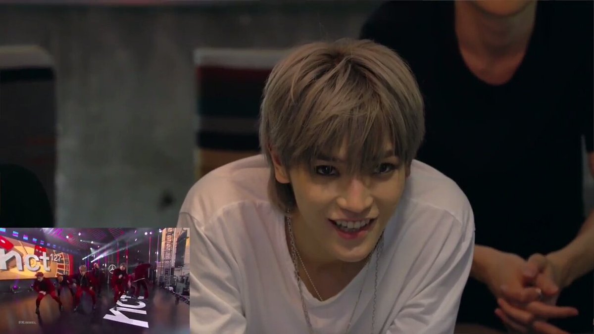 bubublessme's tweet photo. เมื่อก่อนพี่เป็นแจ็คฟรอส
ปัจจุบันพี่คือแอล Death Note 
#TAEYONG
#NCT127 
#NCT127_Regular_Irregular https://t.co/gHSv6Rnl00