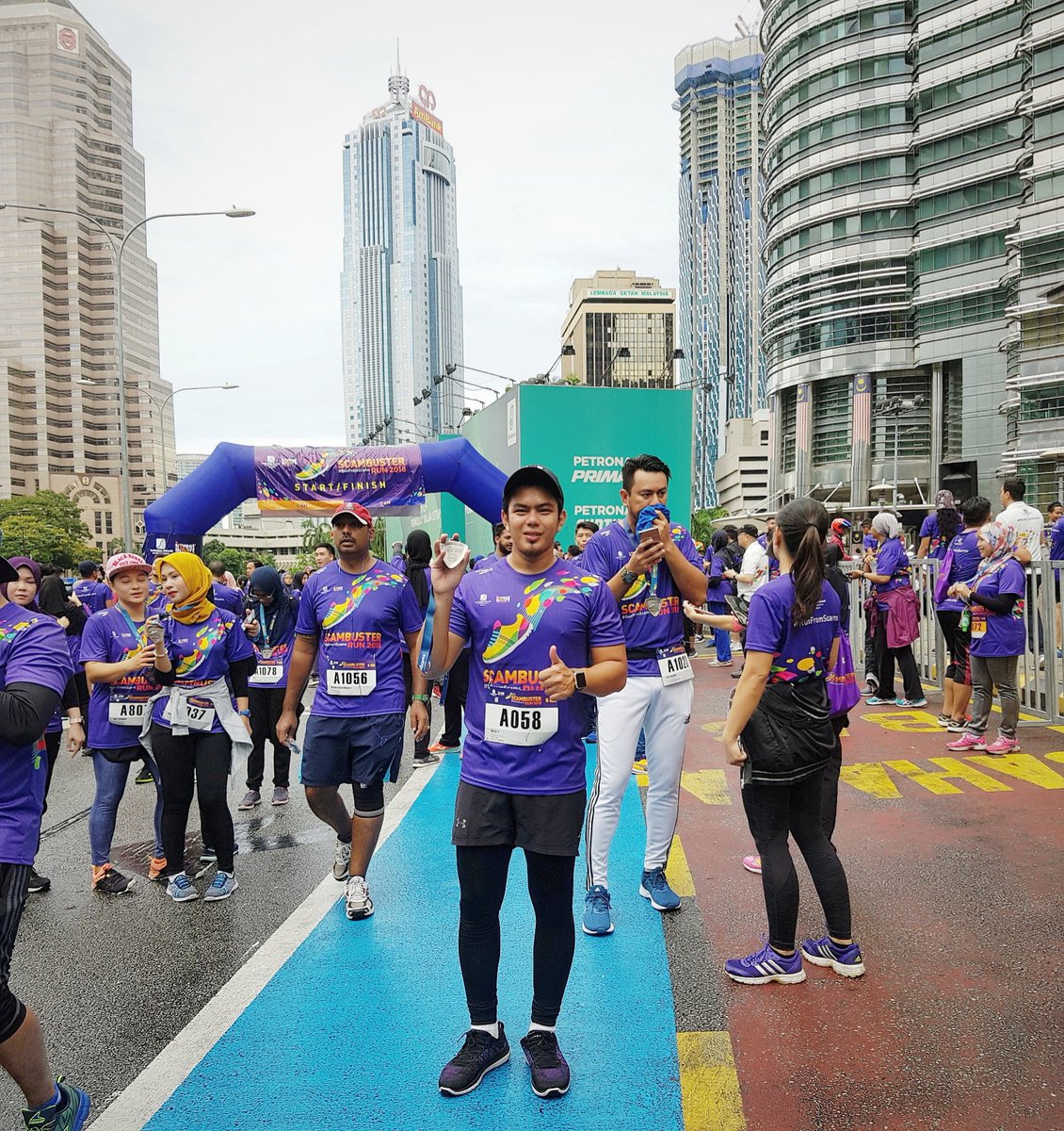 mohdshahzerin's tweet photo. #runfromscams aku kecewa lucky draw xdapat Gopro Hero 7 , bertuahnyaa la kau yg dapat tu!! https://t.co/zgfjnO5vpK