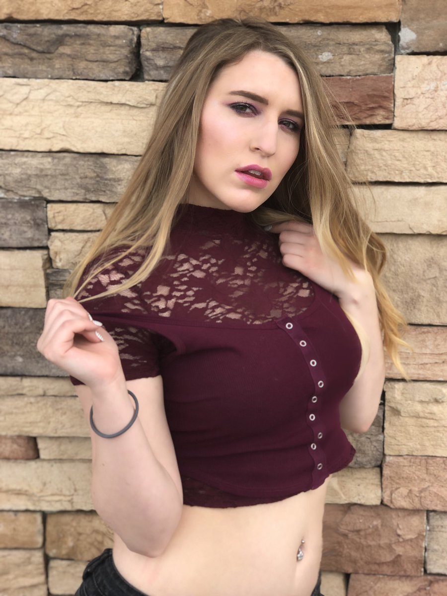 CraftyFoxCosply's tweet photo. #feels
π
π
π#makeup @toofaced #wearing @hm #croptop #jewelry #choker #altmodle #adorible #alternativeclothing #hair #audited #boobs #hair #streetchic #model #modeling #fashionmodel #streetfashion #sexy #sexymodel #glamour #lifestyle #perfectbody #kawaii #cute #fashion https://t.co/7QIELxDsu0