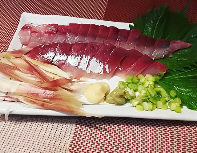 千巻陽介 ツバスを捌いてお刺身にしました 料理 料理男子 料理日記 おうちごはん ツバス Follow Foodpic Foodstagram よるごはん 美味い うまい お刺身 Twitter家庭料理部 T Co r74cw1mc T Co Zfkas1fkld Twitter 千巻陽介 ツバスを捌いてお刺身にしました 料理 料理男子 料理日記 おうちごはん ツバス Follow Foodpic Foodstagram よるごはん 美味い うまい お刺身 Twitter家庭料理部 T Co r74cw1mc T Co Zfkas1fkld Twitter
