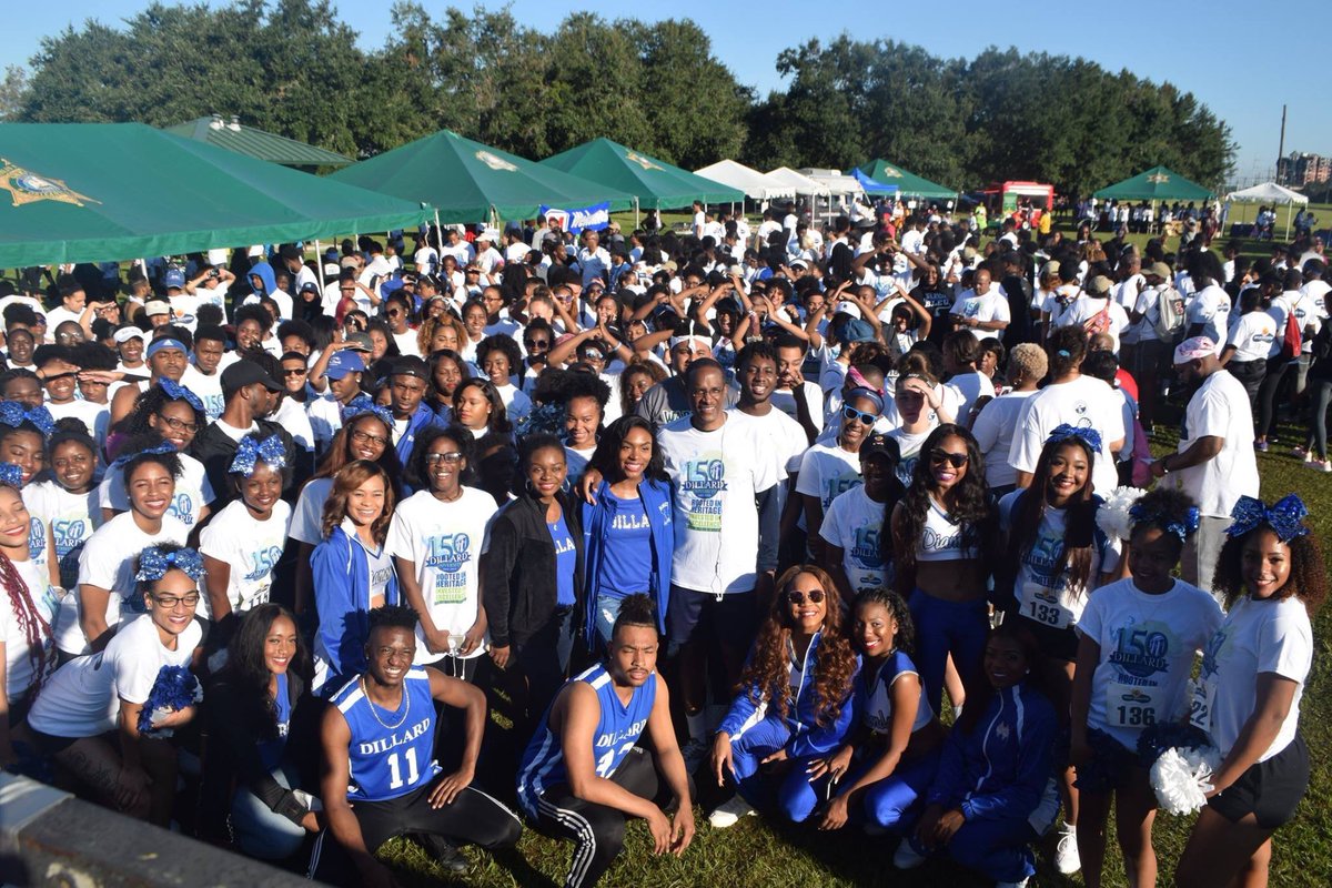 NorwardSears's tweet photo. The #dillard T-shirt design for the #UNCFWalk was one of my final designs for the institution. I really hope yβall like it. https://t.co/G1cODMKUn2
