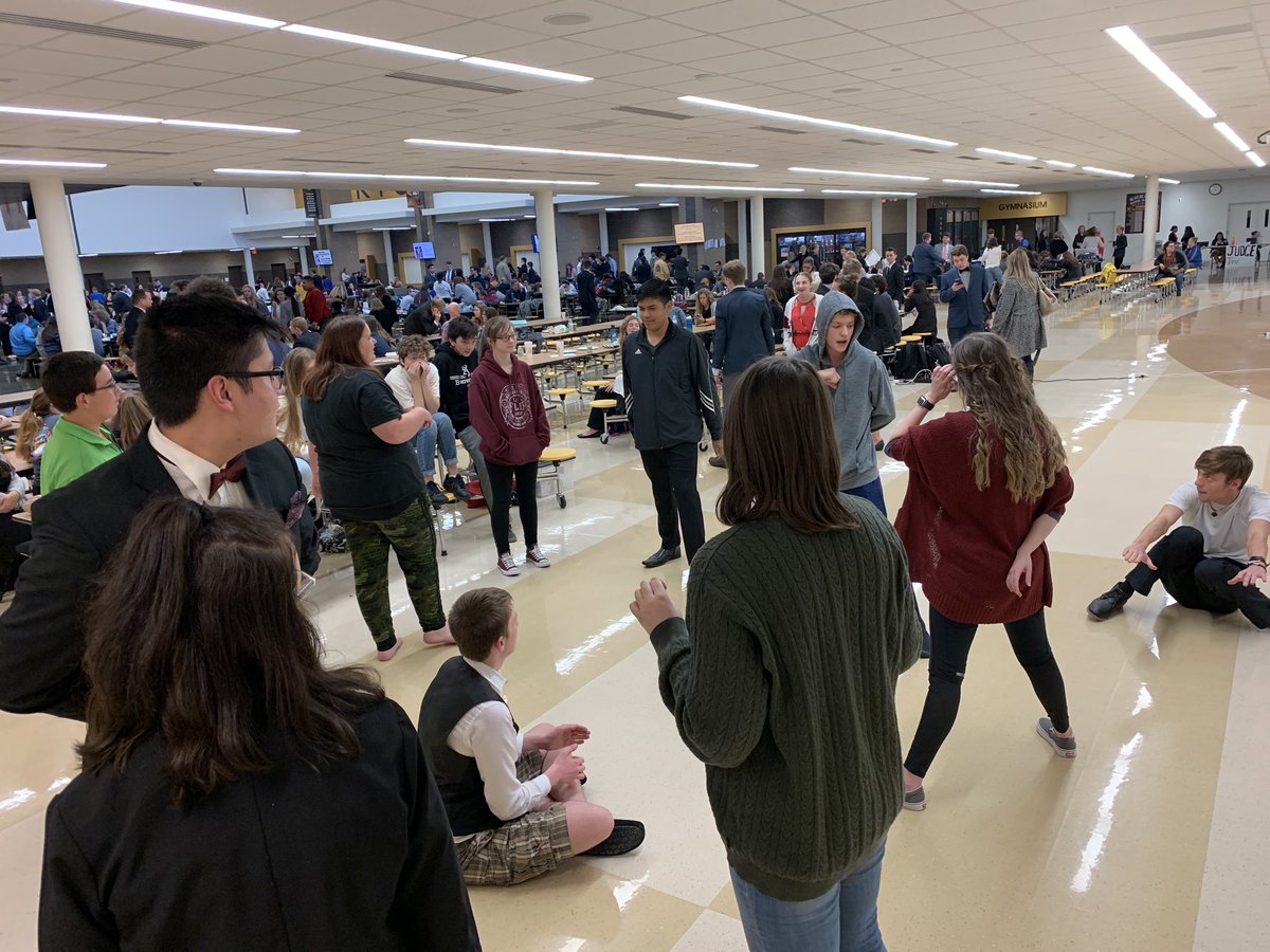 jhs_debate's tweet image. It’s going to be a great year! #firsttournament #kickapoo #glendale