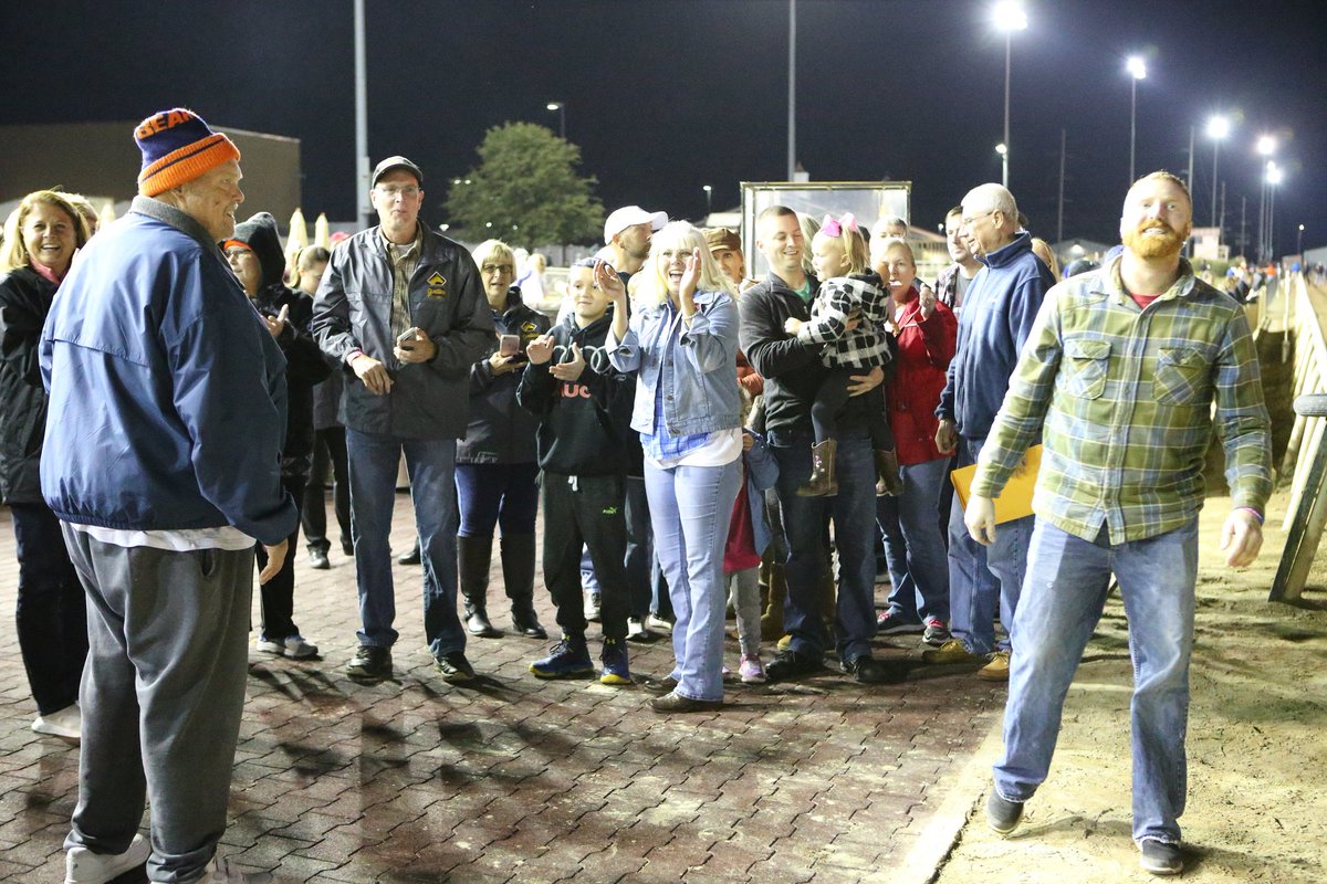 GrandGestureStb's tweet photo. Congratulations to the 44 owners of @GrandGestureStb for another win with Bold Concept @IGRaceCourse Sat. Oct. 13 - great ride DeShawn Parker: https://t.co/OLRBfXUx3H @NancyUryHolthus @RacingRachelM @billdownes1 @IGTammy (Photos by Dean Gillette) https://t.co/aAkLtzJj2d
