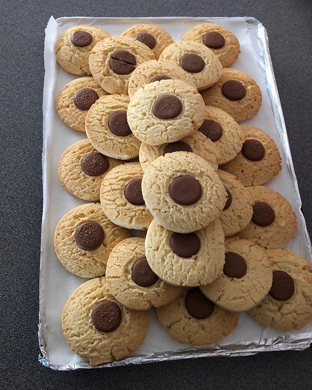 hosanna_catallo's tweet photo. My mum made and baked #shortbreadbiscuits today for snacks. Yum...let’s eat! #snacks #foodoftheday #foodofinsta #foodofinstagram #foodstagram #iphone8pluscameea #iphone8plusphoto #iphone8pluspic #iphone8plusshot #iphonecamera #iphonephoto #iphonepic #iph… https://t.co/ylUvz9NIk3 https://t.co/bOFh4mt5ZH