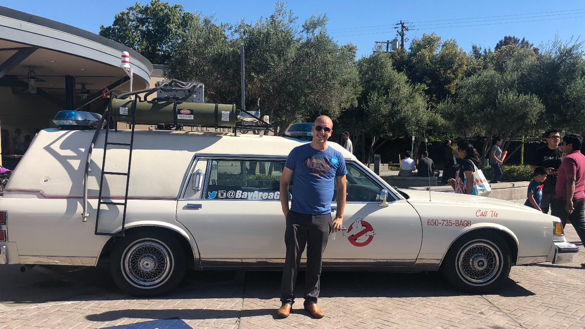 AnthonyJBecker's tweet photo. had great time at Santa Clara’s comic con! I felt at home with fellow geeks #NoMoreGillmor
#BeckerForMayor #rebellion #FightTheEmpire #jedimaster #WhoYouGonnaCall #DeLorean #OurOnlyHope #MaytheForceBeWithSantaClara #Vote #Superman #Superheroes #HeroesOverVillains https://t.co/6SGivbx2A8