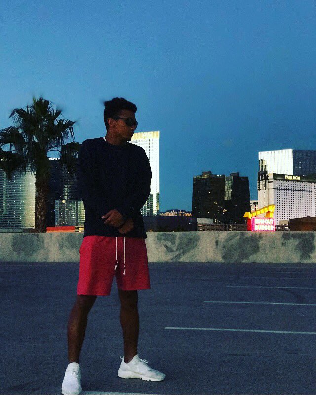 DEEJ__18's tweet photo. And we out! Vegas couldn’t have gone better! Thanks @codyfernley and #unfazedProductions for tagging along with me on this journey, big step but now the real work begins @IndoMcStankee @mostunlikelytoo @arches_golden @BradyWelch3 @18dunbari @ty_pow1 @Created2Shine1 @WattsRiggin https://t.co/kTfAietQ32