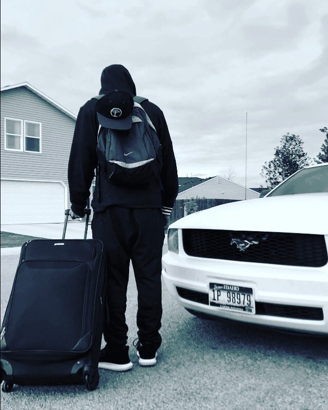 DEEJ__18's tweet photo. And we out! Vegas couldn’t have gone better! Thanks @codyfernley and #unfazedProductions for tagging along with me on this journey, big step but now the real work begins @IndoMcStankee @mostunlikelytoo @arches_golden @BradyWelch3 @18dunbari @ty_pow1 @Created2Shine1 @WattsRiggin https://t.co/kTfAietQ32