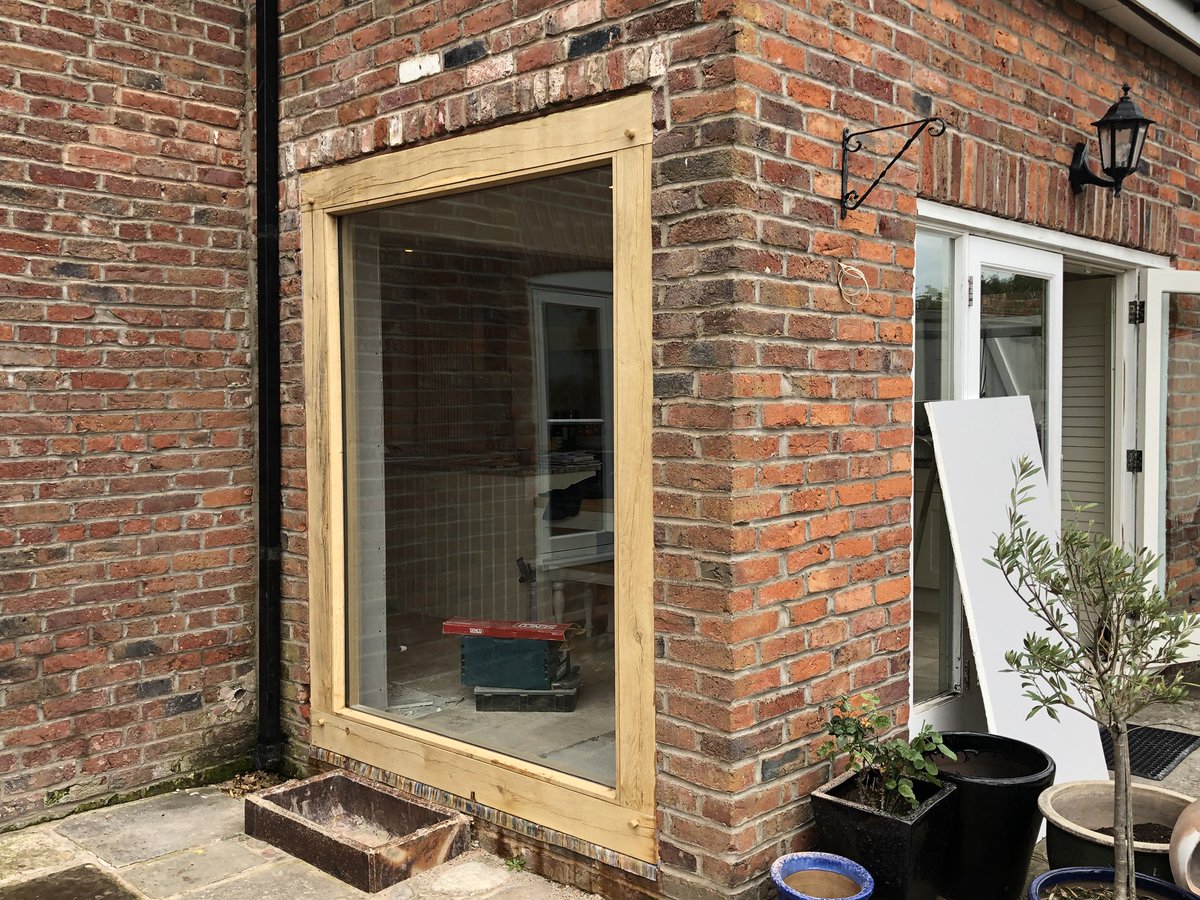 BrhBuild's tweet image. A recently installed oak framed window matching the porch in a job in high Leigh #window #oak #matching