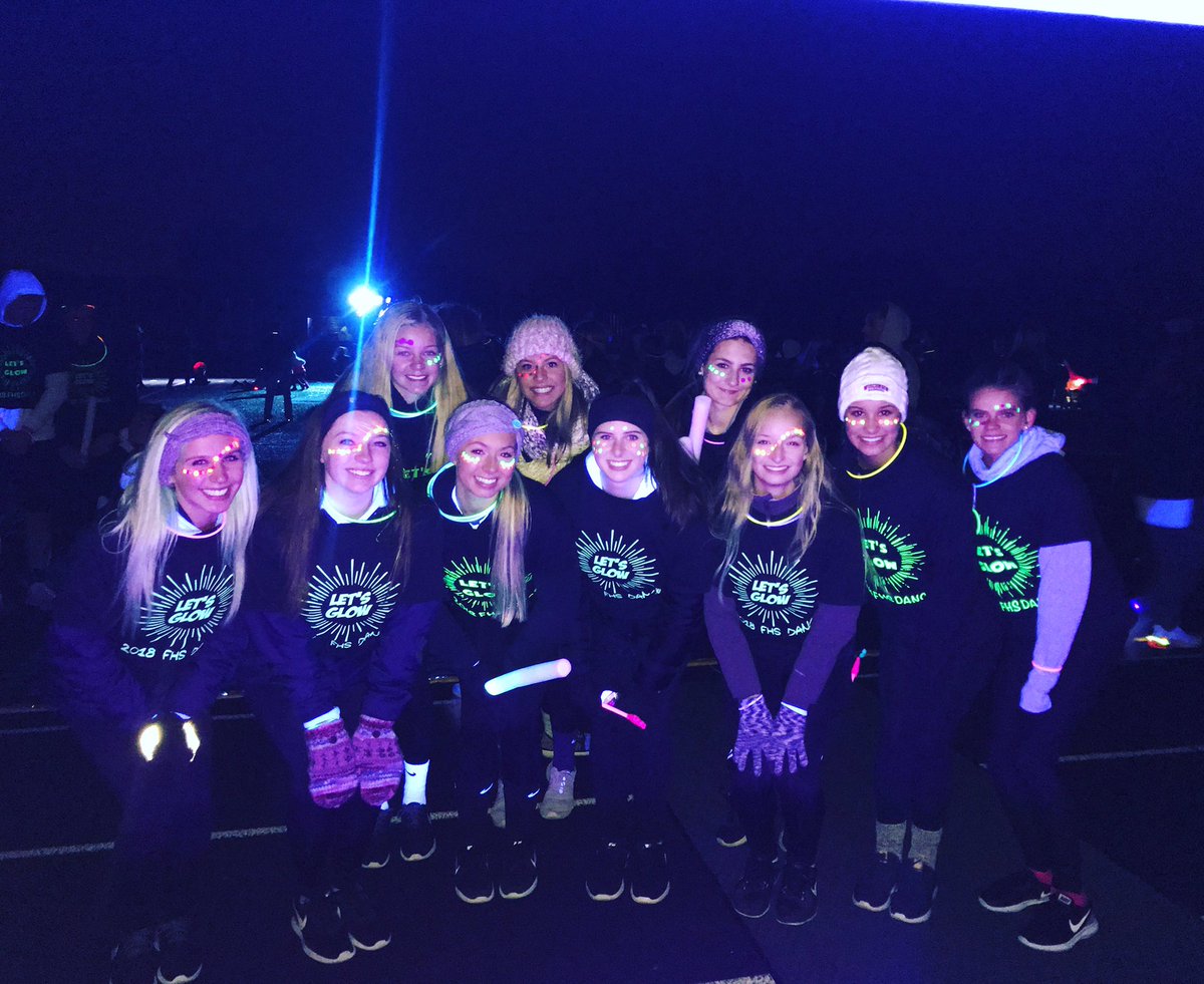 whitnalldance's tweet photo. We had so much fun tonight supporting our friends @SaberDanceTeam !!!!!! #glorun #butwewalked 💛💚💙💜 https://t.co/E6E0OSSz0x