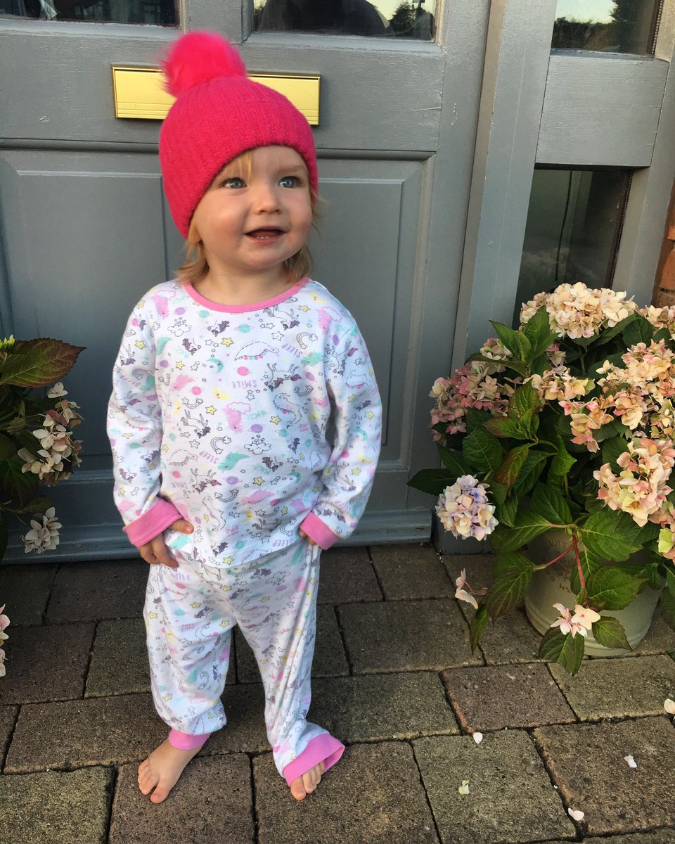 ConnorCiaraO's tweet photo. Loves her new hat @Tesco take a picture Mummy! 💕 https://t.co/5AhxRyP9oD