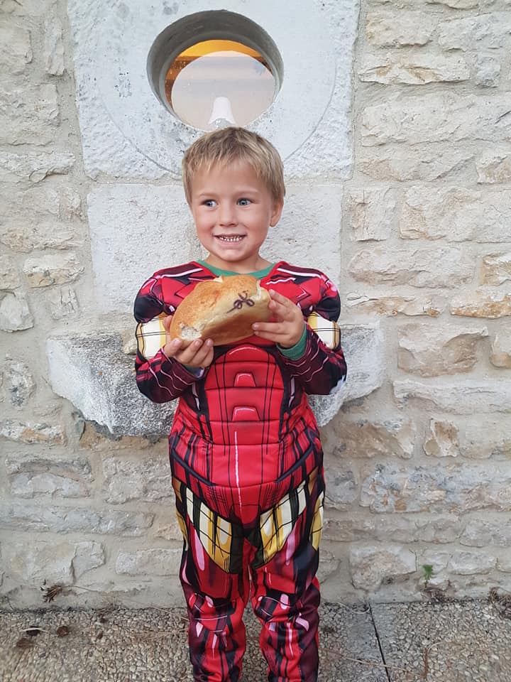 Seven Months in France emeraldandjadelifestyle.com/seven-months-i…