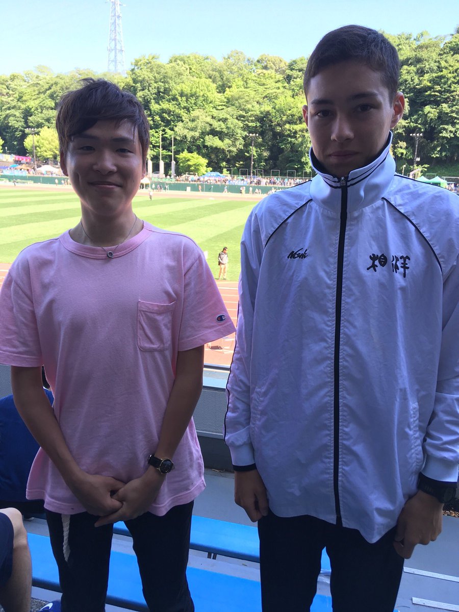 daapiyo_tandf's tweet photo. 高校生初の1'47"台
ジュニア歴代4位
学生歴代でも7位相当
今季男子800m3位
日本歴代12位
とにかくすごい1'47"51
中学歴代20位から
高1歴代最高、高2歴代最高、日本高校新記録まで駆け上がったアーロンくん
今後の活躍にも目が離せない
#高校新記録 #ダイヤモンドアスリート #クレイアーロン竜波 https://t.co/SE8h2rVMJe