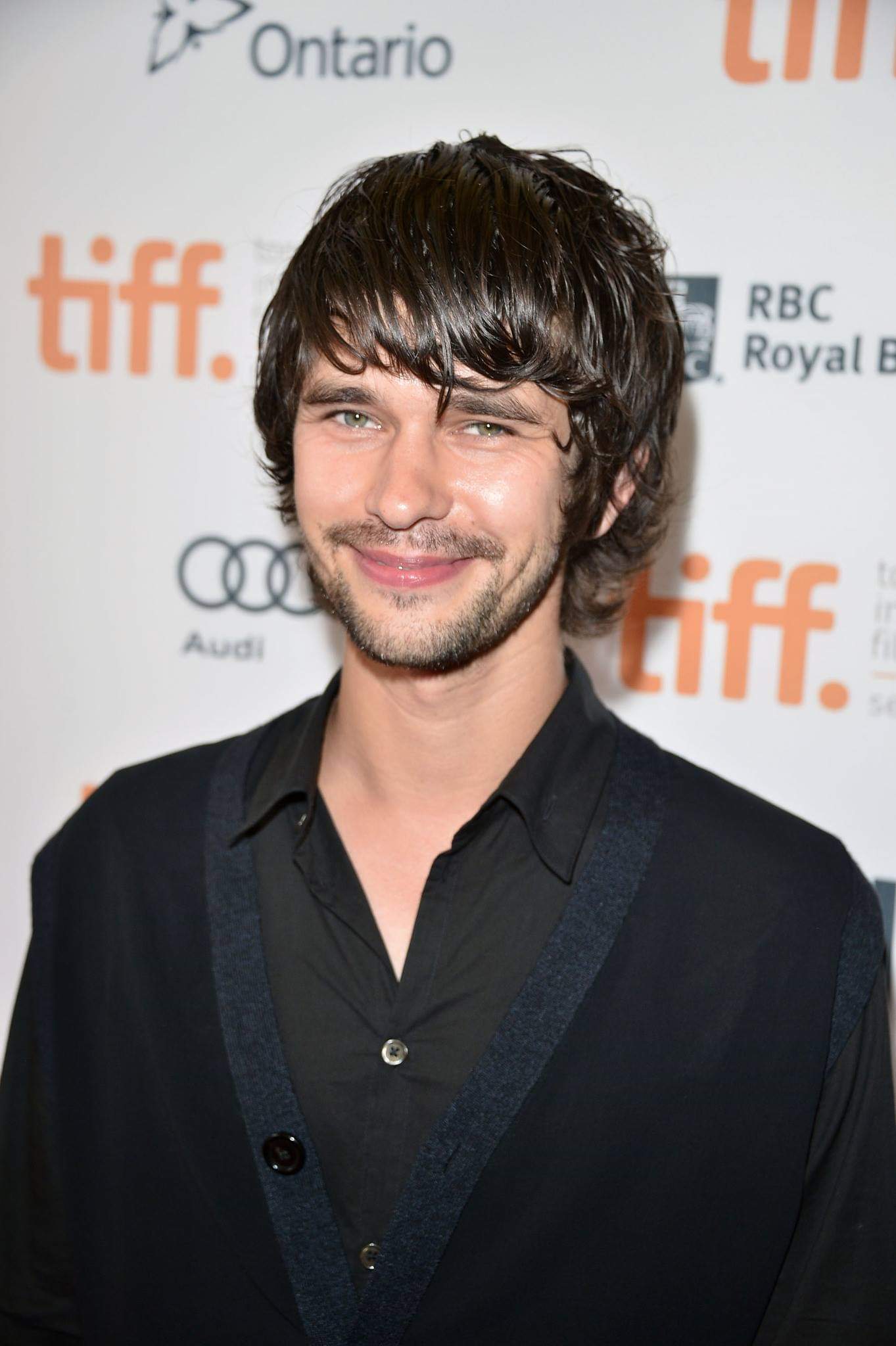From,Clifton, Bedfordshire, England, UK,happy birthday to the good actor,Ben Whishaw,he turns.38 years today       