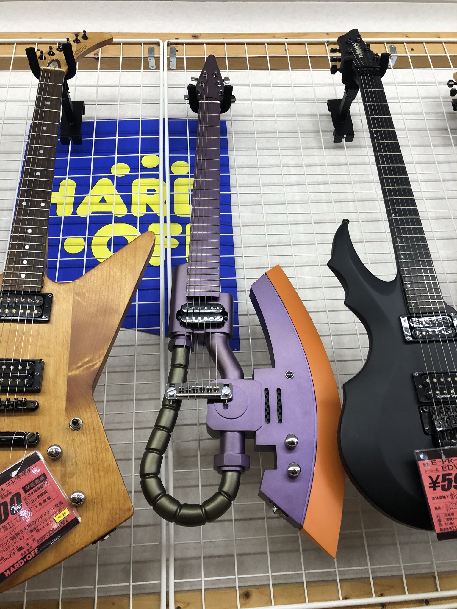 Juataro これがヒートホークギターちゃんですか T Co Yischtbuhf Twitter