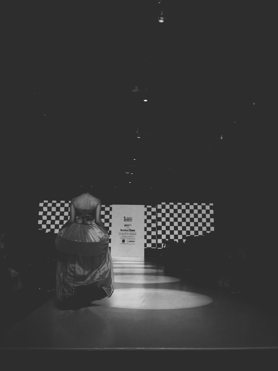 TimesFashionWk's tweet photo. Elegant.
@MenkaRai1 #INIFDBandra #Geometry #BombayTimesFashionWeek #BTFW2018 https://t.co/s7WGjYoW3F