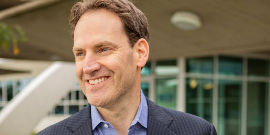 VMLY&amp;R CEO Jon Cook: 'The world hasn’t seen something of this scale before' fal.cn/Sqsi