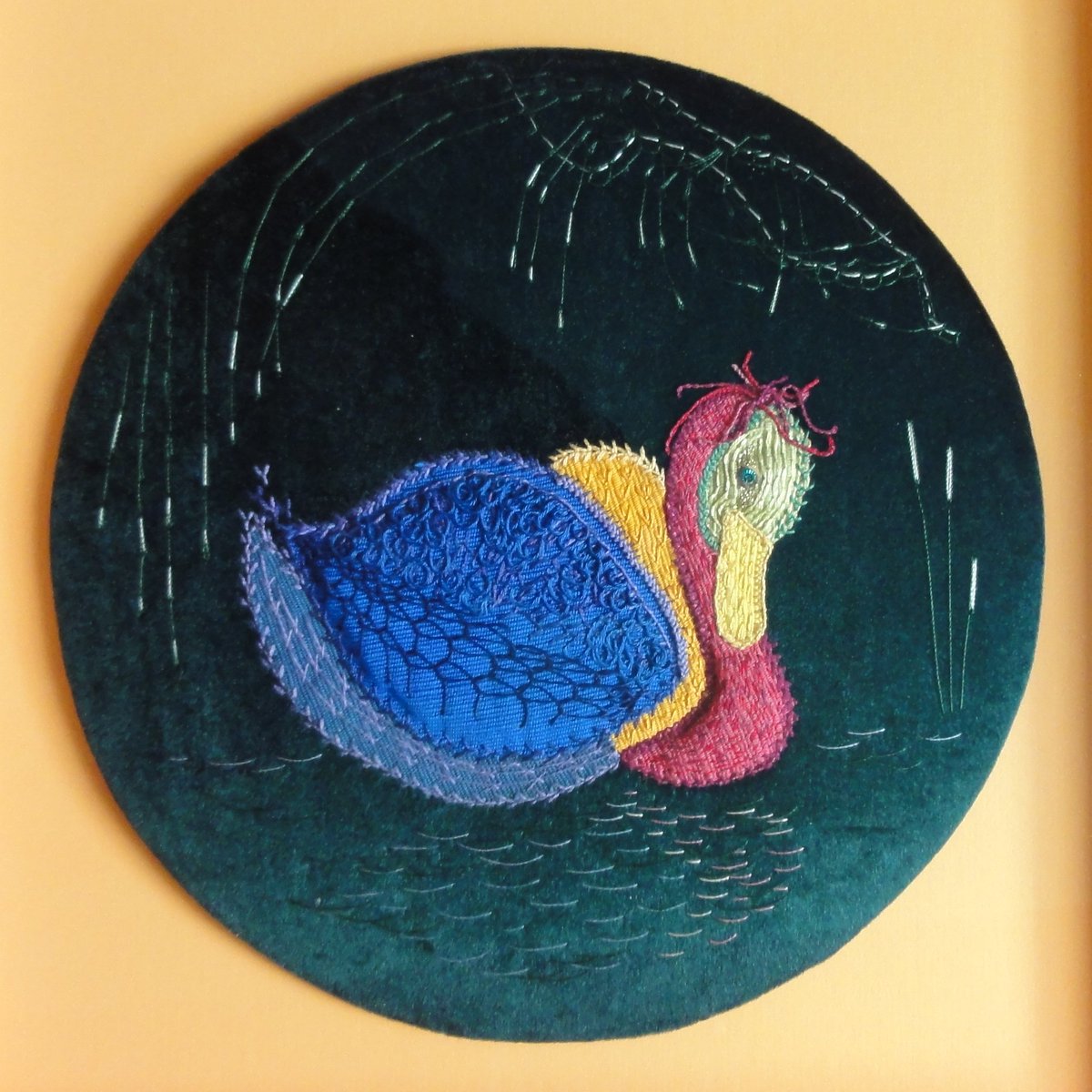 PalaceArtsCIC's tweet photo. New solo exhibition by Helen Winthorpe Kendrick opens today:
Ugly Duckling 
Beauty grows from the inside. Beginning: Ugly duckling Ending: Beautiful swan £190

.
.
.
.
.
#palacearts 
#redcar 
#exhibition 
#artnortheast 
#teessidegallery 
#textileart
#helenwinthorpekendrick https://t.co/cgLJwiRRc3