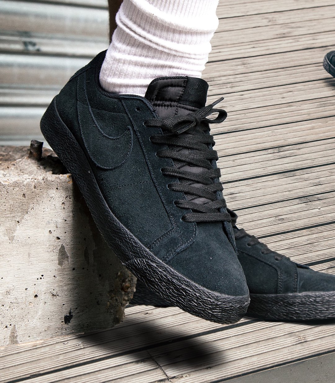 Nike blazer triple black outlet