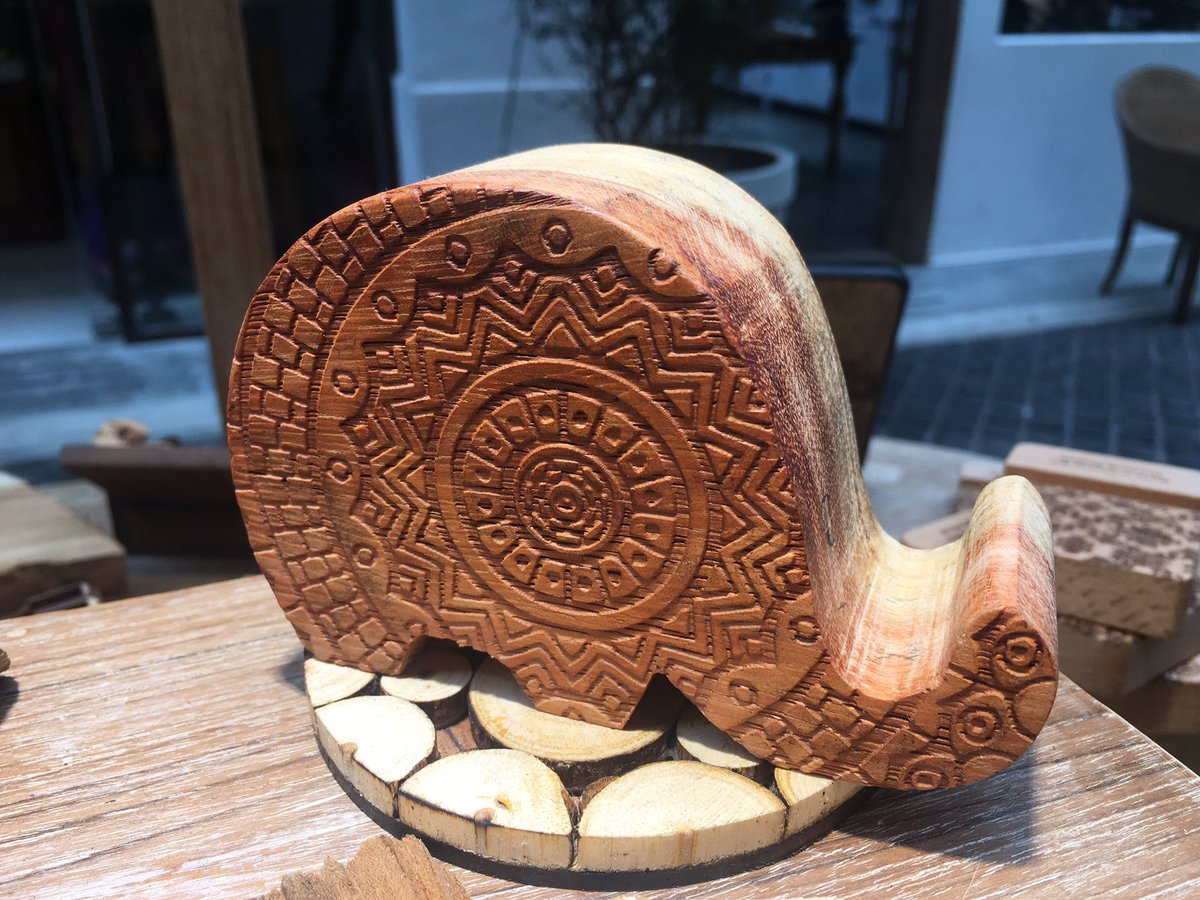 DesignWoodTH's tweet photo. 🌳ช้างไม้🐘
สอบถามและสั่งซื้อ
Line : @designwood(มี@ด้วย)
#book#ไม้#wood#laser#handmade#laserwood#cool#ช้างไม้ https://t.co/nTOlfNH7S4