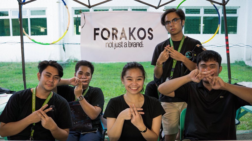 forakosph's tweet photo. October 13th.
First Bazaar of FORAKOS during the Sci-Math event held at the De La Salle University Laguna Campus.
Presenting the FORAKOS Bazaar Set-Up and the FORAKOS Management Team.
#FORAKOS #NotJustABrand https://t.co/z0MCjWaAzc