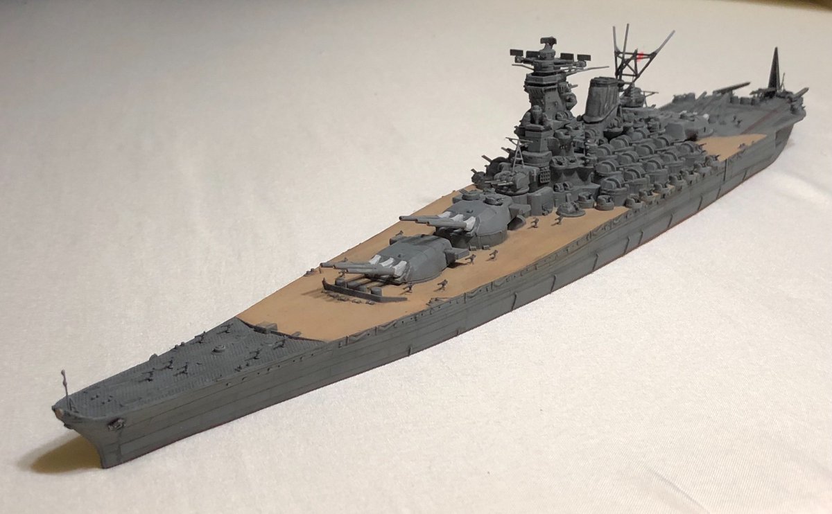 超大和型の51センチ連装4基案を引っ張り出してきたので51センチ3連装3