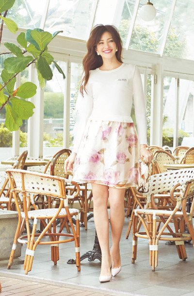 Onm 00年代の女性のファッション オシャレといえば T Co Dsqpglmris おしゃれ トレンド ファッション コーディネート 買い物 ショッピング トレンドファッション ファッションセンス 大人のためのトレンド学 オシャレ コンサバ