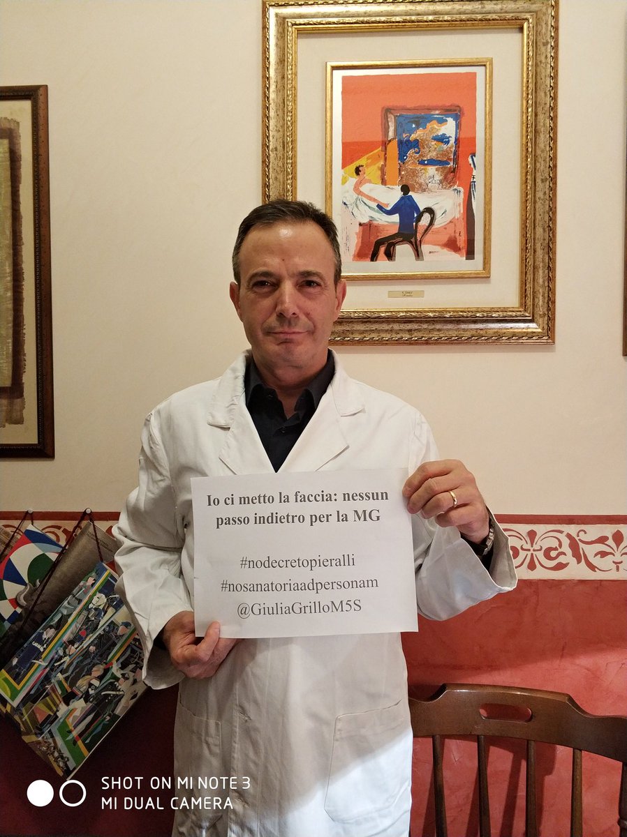 GiovanniRigant1's tweet photo. Io ci metto la faccia: nessun passo indietro per la MG

#nodecretopieralli
#nosanatoriaadpersonam
@GiuliaGrilloM5S https://t.co/RqewxGWqro