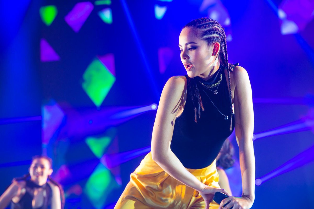 Tonaornaisaifon's tweet photo. รูปสวยๆจากFB thaitanium 
#thaitanium #thaitaniumunbreakableconcert 
#ญาญ่า #urassaya https://t.co/qlzTVMZYPe