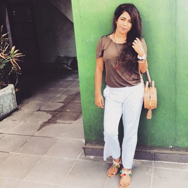Laydeezlk's tweet photo. That boho grl @christeenacloudy is in our newest bae ! 🖤🤩🔥 "Multi Tassel Sandals"
.
.
#ootd #platinumclients #feedbacksbelike #bohosandals #bohooutfits #weekendlook #bohogirl #tasselsandals #tasseltrend #trendingnow #bohostyle #madeinsrilanka #madewi… https://t.co/mij5Gdb9OM https://t.co/V1AL0Q2wcI