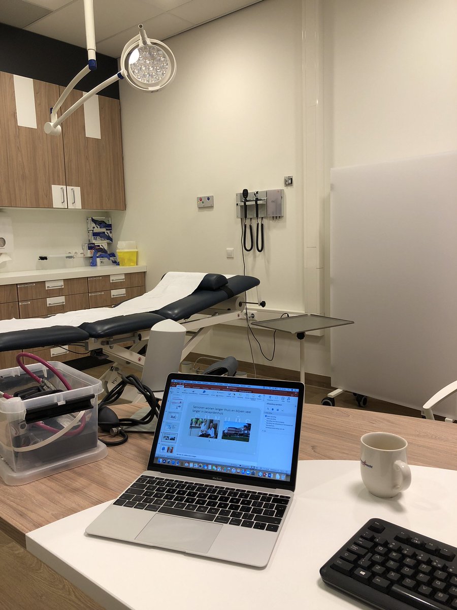 bjhdierick's tweet photo. Dienst van 8 uur tot 17 uur op de #huisartsenpost. Nu gelukkig even tijd om de presentatie voor de #Ouderenbond voor te bereiden. https://t.co/tzNM0KhIVY