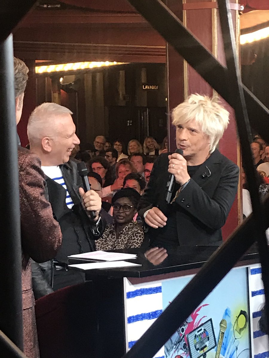indochinetwitt's tweet photo. 📺 Replays ’#JeanPaulGaultierFaitSonShow’, avec Indochine, diffusé hier soir sur @France2tv :

➡️ #SongForADream https://t.co/dkktMDYBTC

➡️ #3eSexe https://t.co/mHtM7LSmsv

➡️ Itw Nicola (à partir de 14:10) https://t.co/ikodU63l77 https://t.co/t2uHzKkQq3