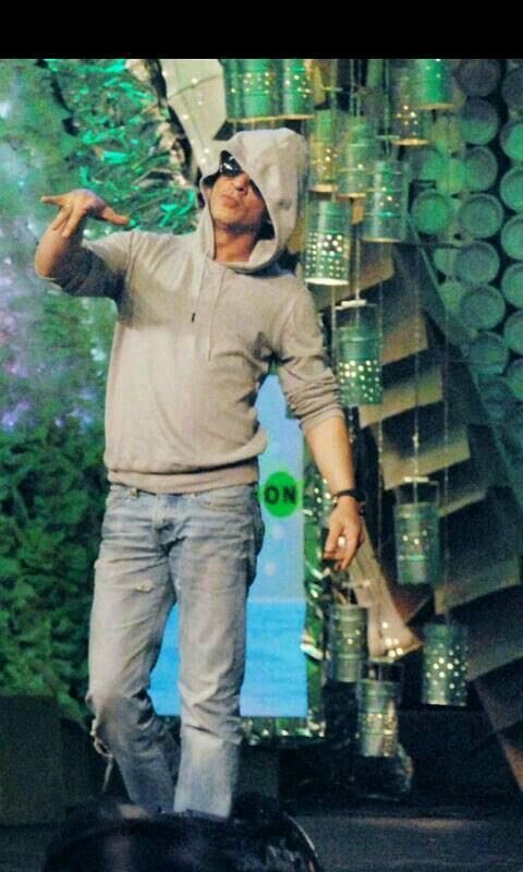 Beee coool like srk