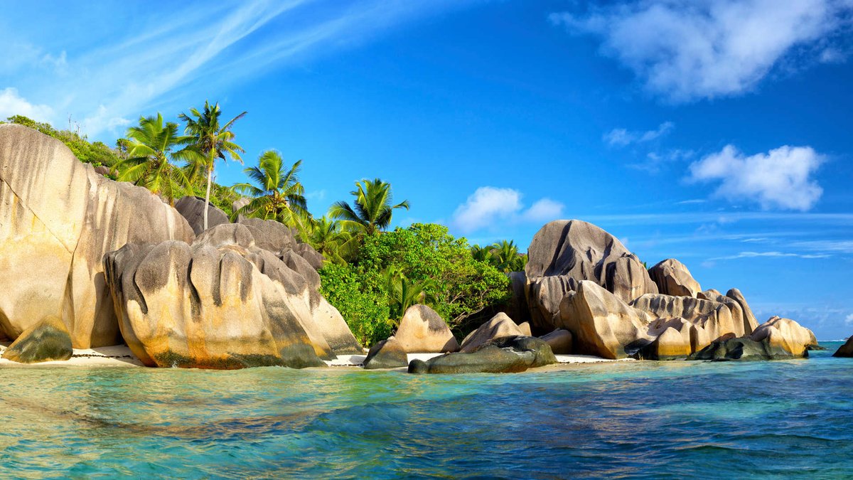 The place makes ups as the perfect beach getaway - Seychelles

#trythis #traveltips #travel #TravelTips #travelling  #travelblog #travellife #travelphoto #TravelAwesome #TravelTuesday #bestplacestotravel #bestplacestovisit #beautifulplacestovisit

travel.trythis.co/10-best-places…